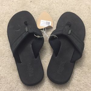 [flojos] black flip flops
